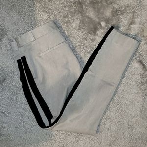 Banana Republic Sloan Curvy Fit Sz. 4 Gray Pants